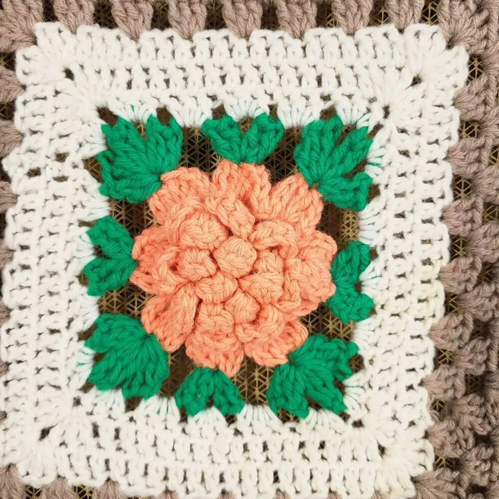 Crochet Floral Tote‎ Bag Medium Tan Orange Dimensional Flowers Boho